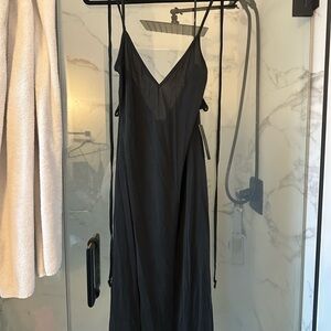 Lulu's Black Maxi Slip Dress Spaghetti Strap V-Neck